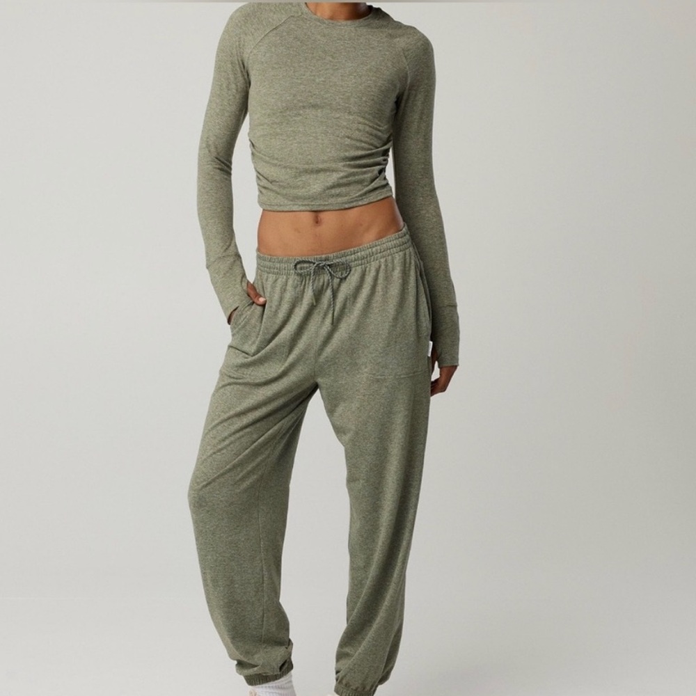 Offline By Aerie | Heather Olive Green Joggers